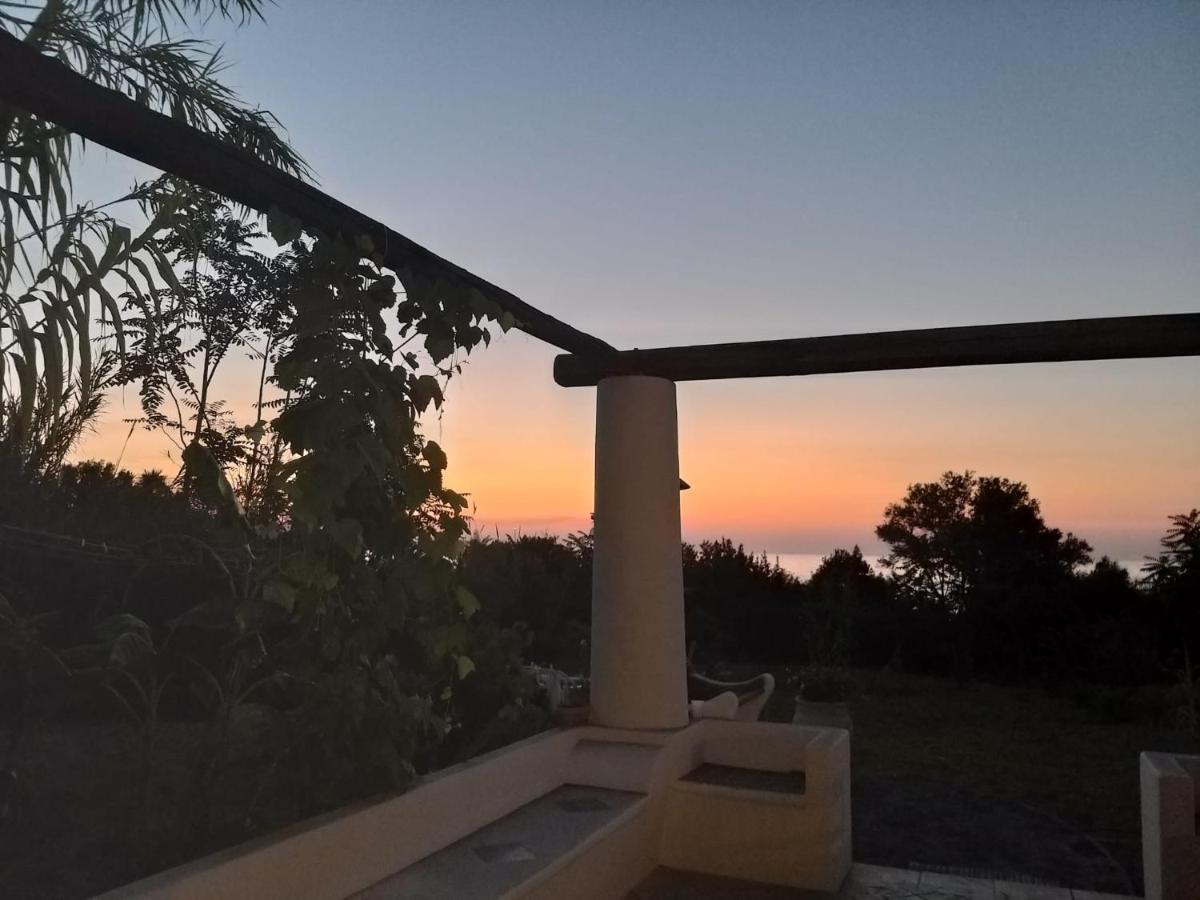 סטרומבולי The Lighthouse Room מראה חיצוני תמונה