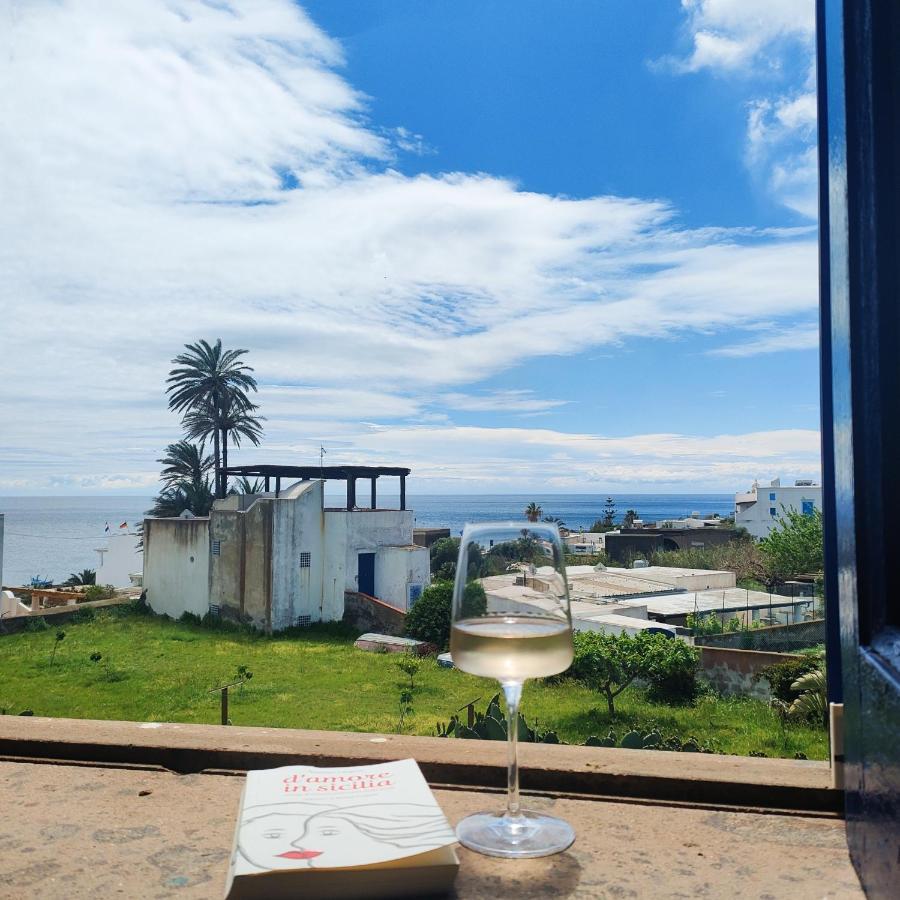 סטרומבולי The Lighthouse Room מראה חיצוני תמונה